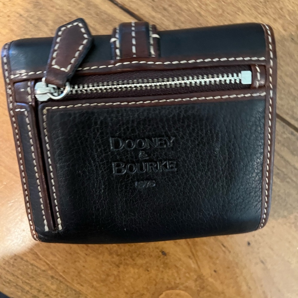 Dooney & Bourke Black and Brown Leather Wallet - Picture 3 of 4